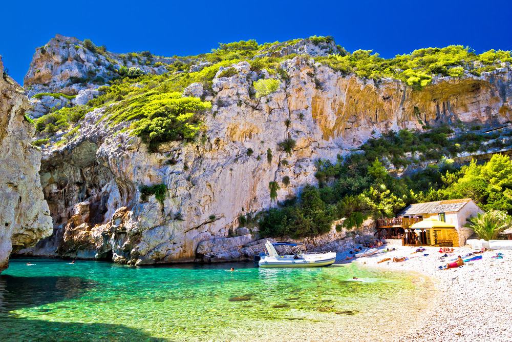 Playa Stiniva, Vis, Croacia