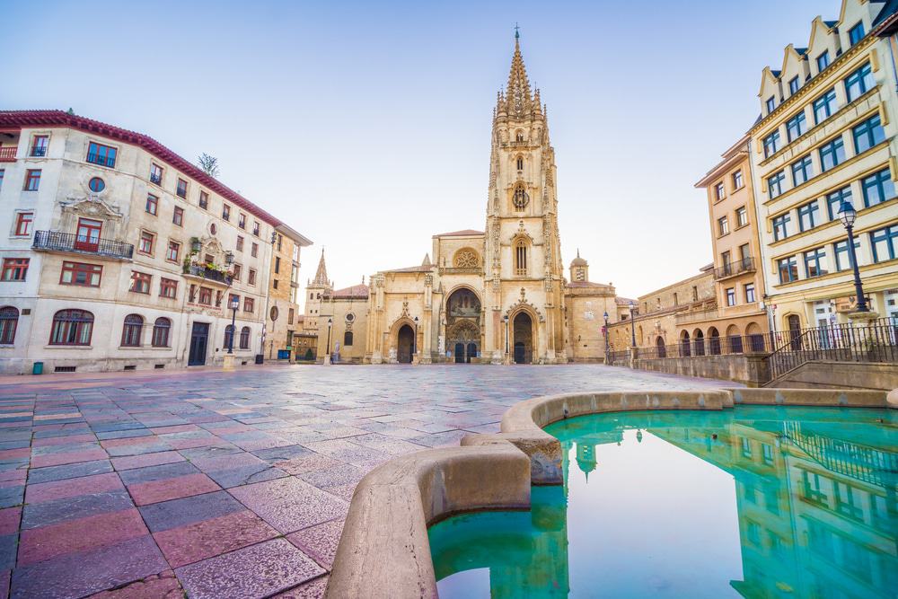 Catedral de Oviedo, España