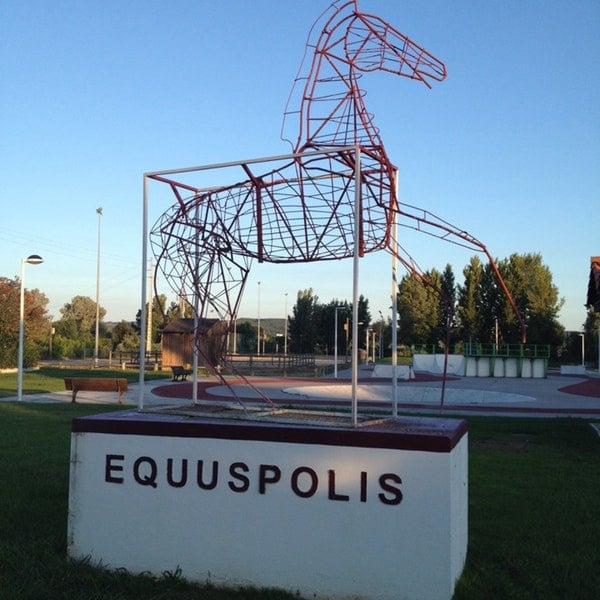 Equuspolis