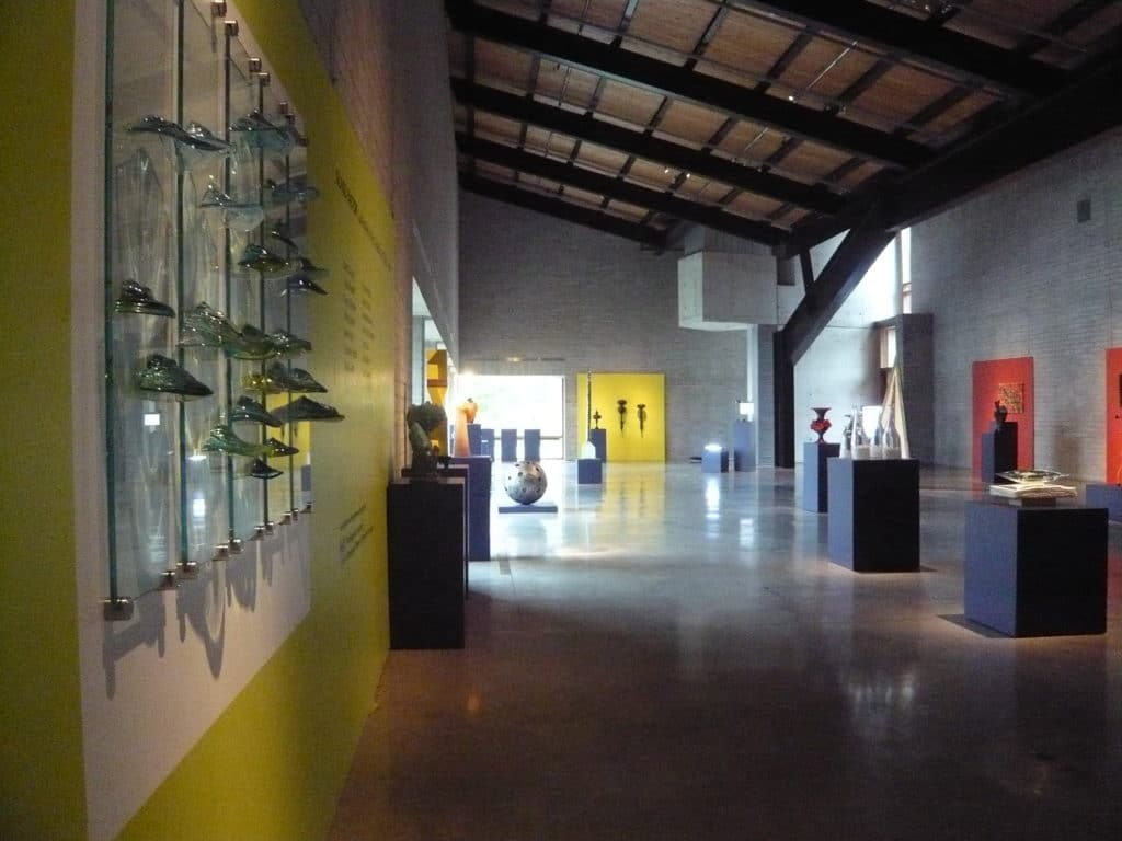 Galería canadiense de arcilla y vidrio