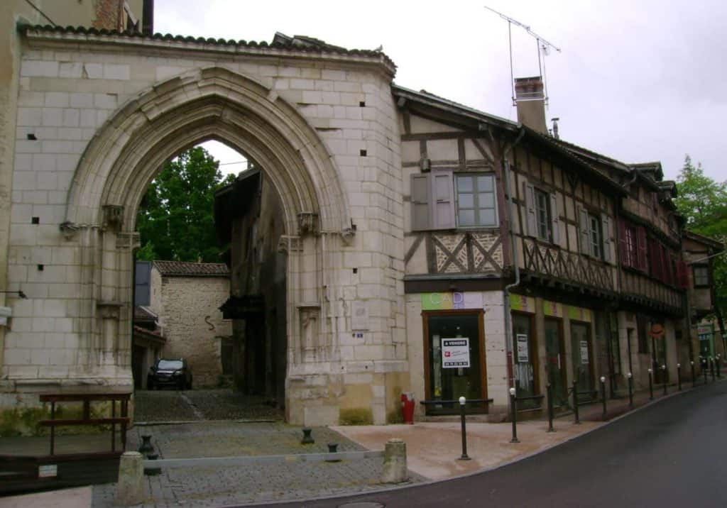 Porte Des Jacobins