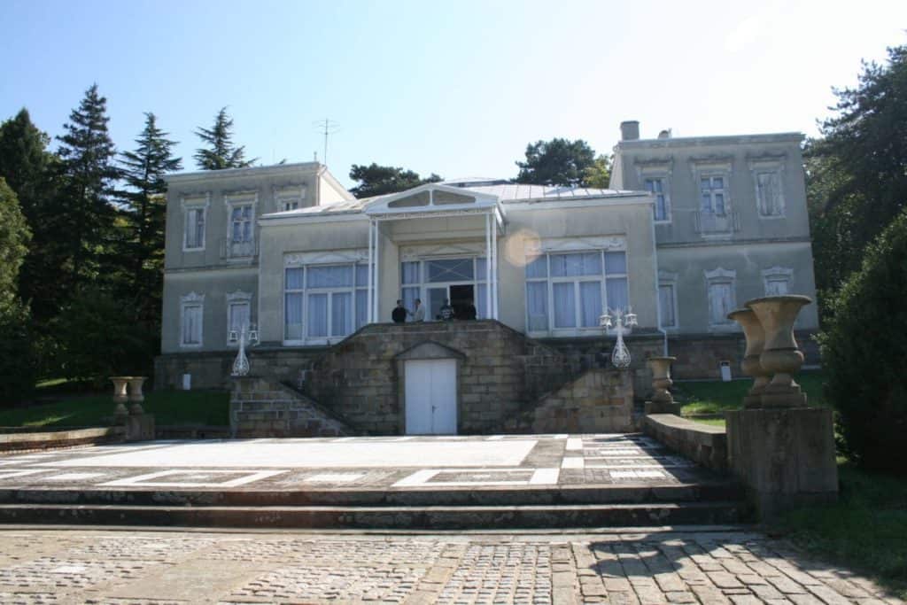 Villa "Zlatni Breg"