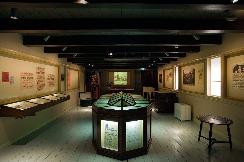 Museo Ferdinand Domela Nieuwenhuis